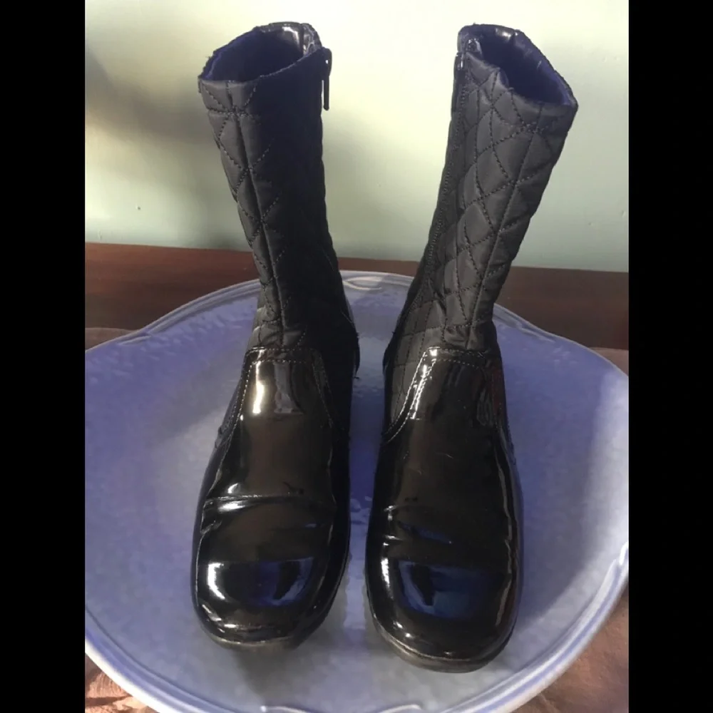 Trade plz do not buy NATURALIZER Boots
